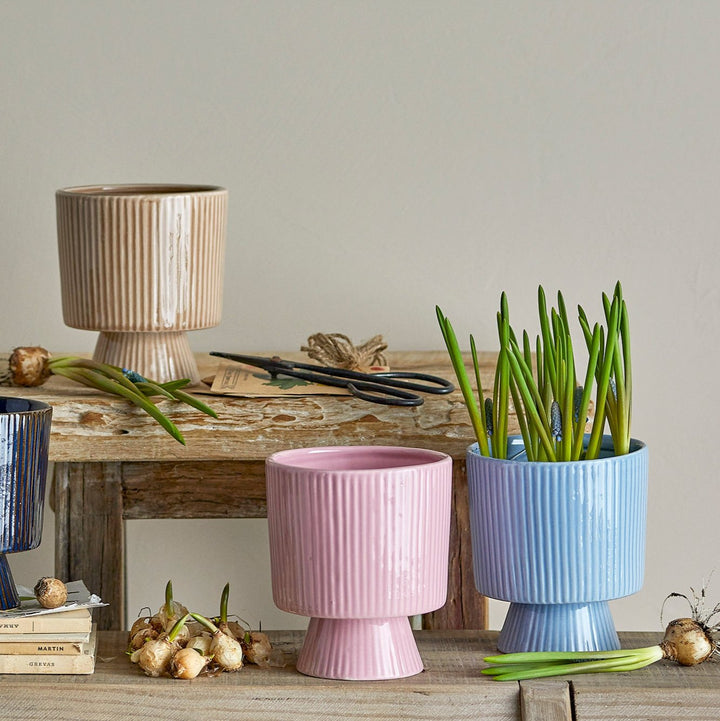 Ayleen Plant Pot in Blue