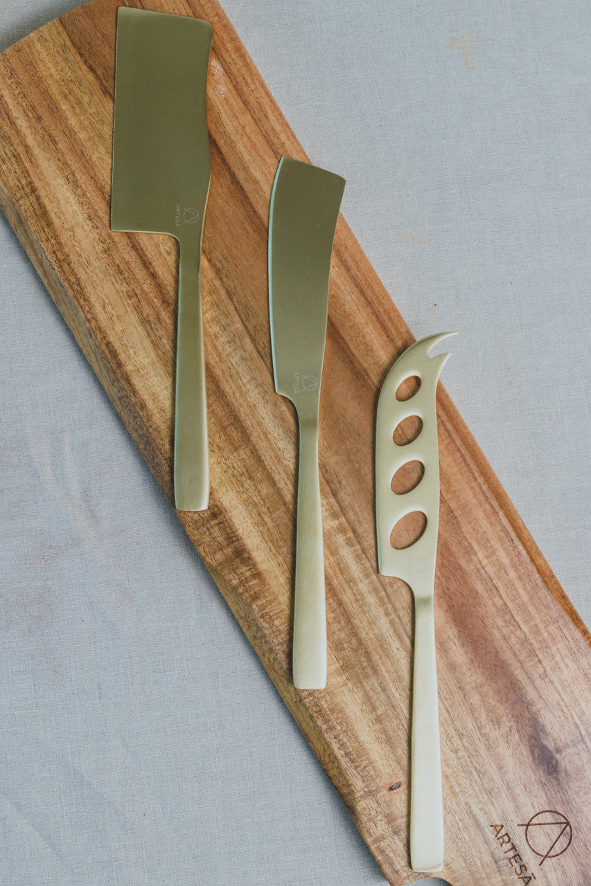 Artesá 3 Piece Set of Brass-Finished Cheese Knives