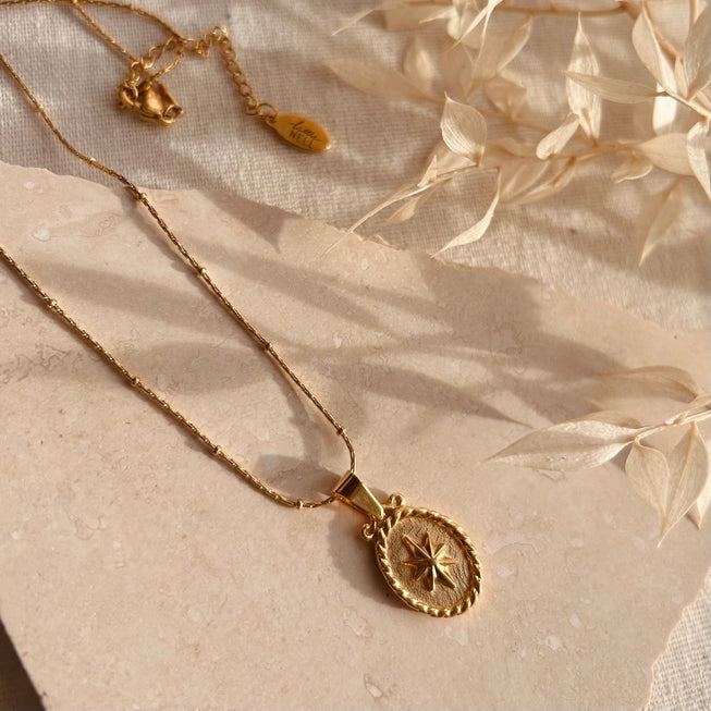 Oval Star Pendant Necklace